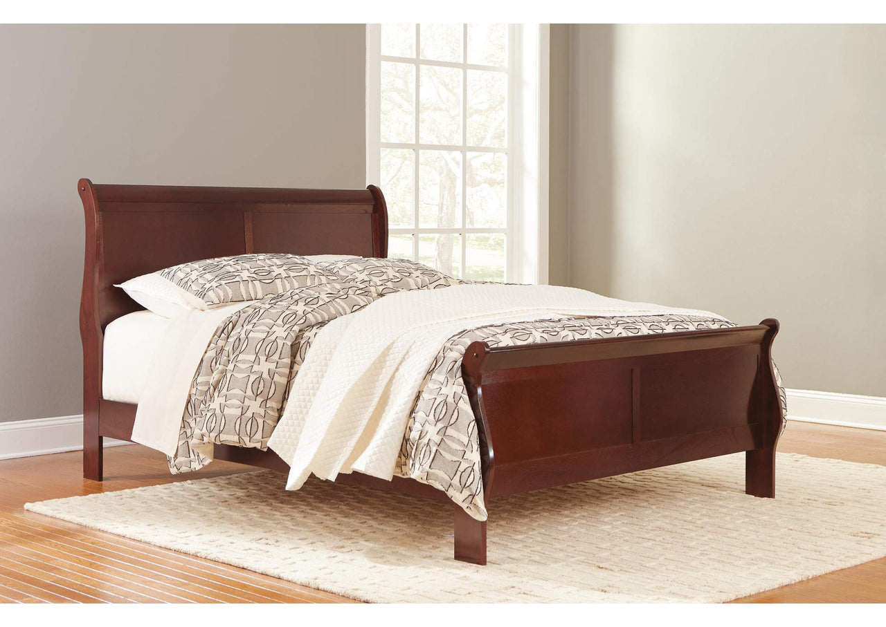 Traditional queen sleigh bed frame
