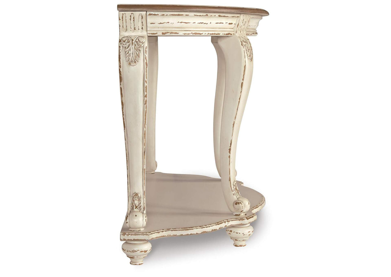Realyn Sofa Table